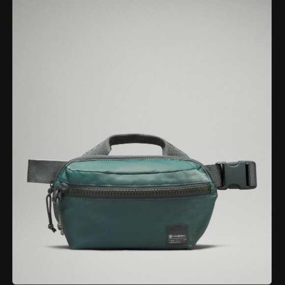 Lululemon belt bag 2.5 - Picture 4 of 4